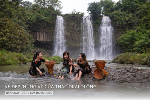 2. Vẻ đẹp _Hùng Vĩ_ của Thác Drai Dlông_ Bản giao hưởng của Đá và Nước