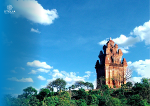 7. Nhà Thờ Mằng Lăng & Hòn Yến (Kiến Trúc Gothic và Thiên Nhiên Kỳ Thú) (1)